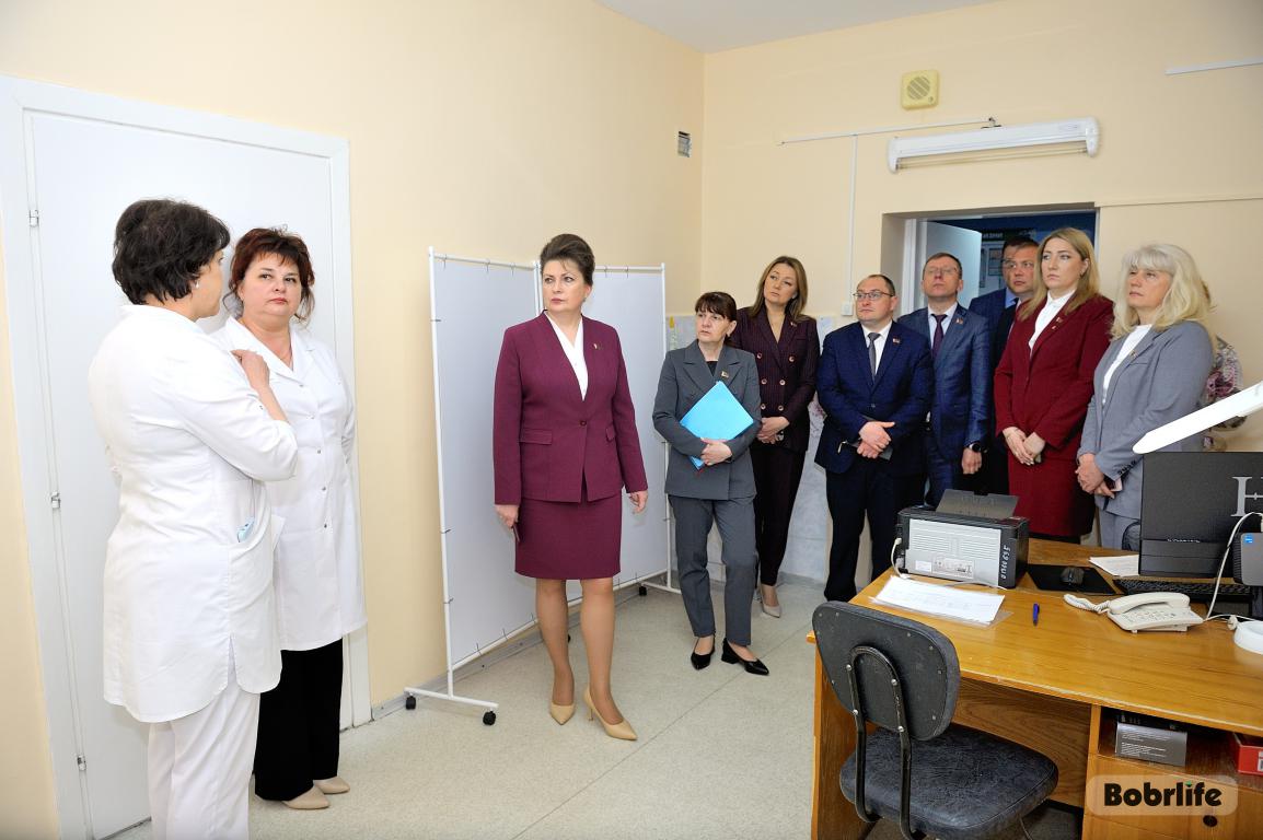 Здоровье и комфорт бобруйчан. Президиум городского Совета депутатов обсудил развитие оказания онкологической помощи и планы капремонта