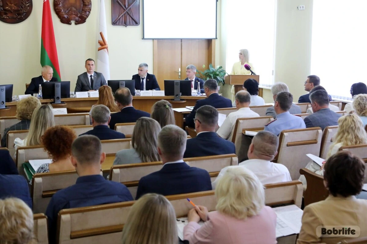 Подготовка к новому учебному году. Акценты расставили на заседании Бобруйского горисполкома