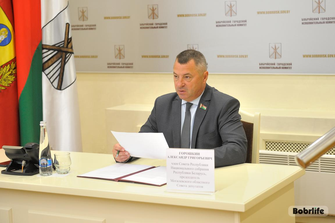 В общении с бобруйчанами. Александр Горошкин провел прием граждан и встречу с трудовым коллективом