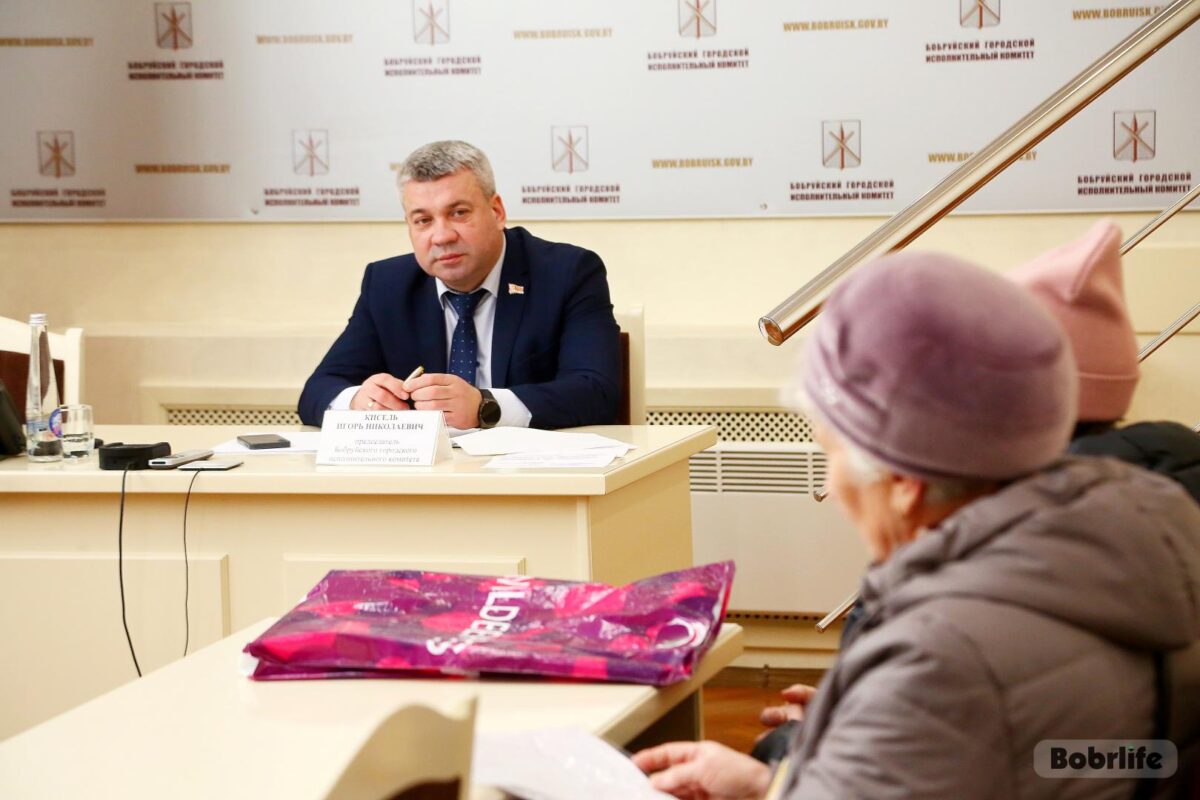 У дыялогу з жыхарамі. Ігар Кісель правёў асабісты прыём бабруйчан