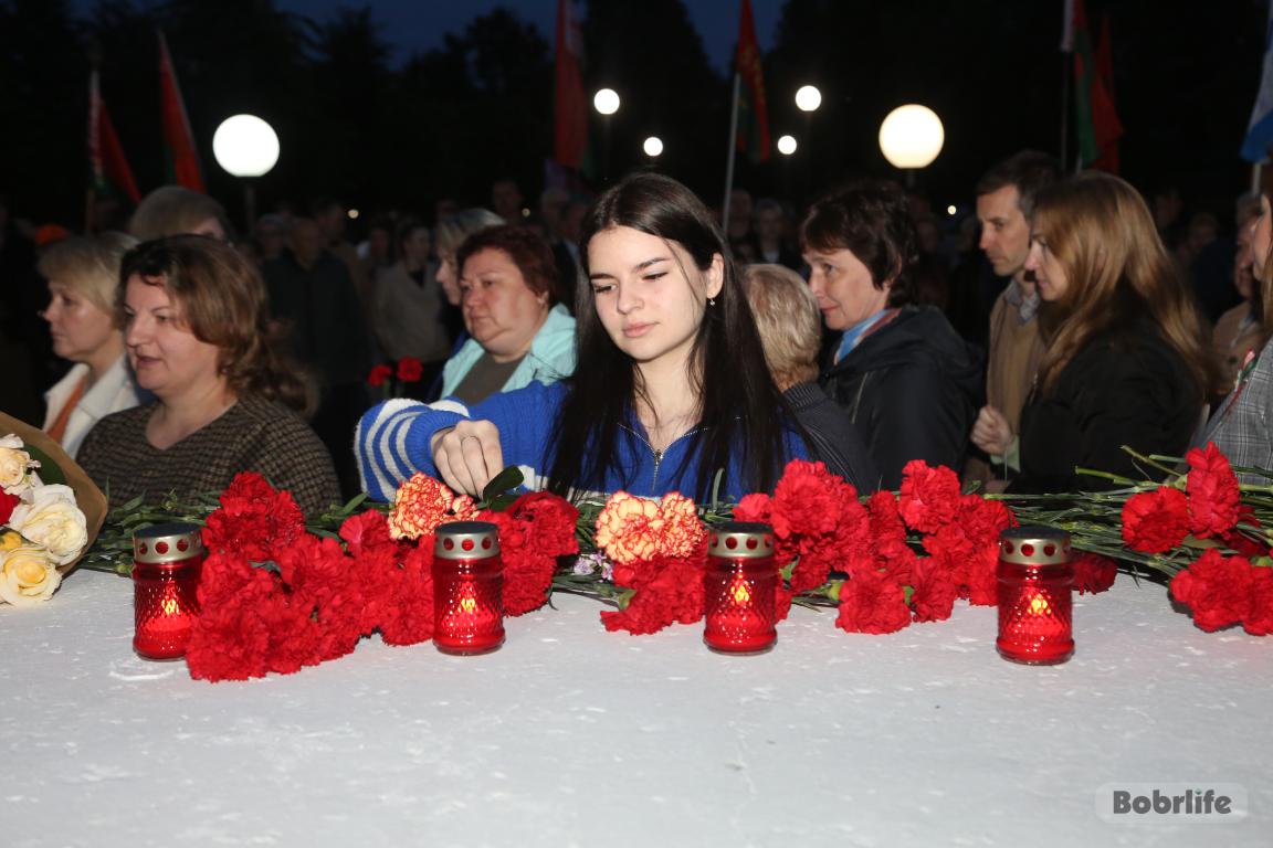 Митинг-реквием ко Дню всенародной памяти жертв войны и геноцида белорусского народа