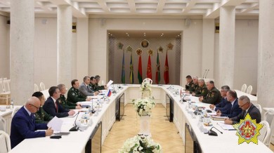 Военные ведомства Беларуси и России обсудили вопросы взаимодействия