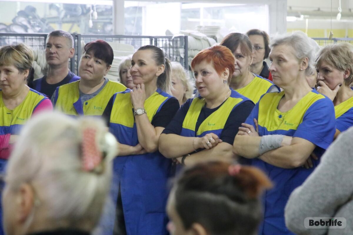 Размова аб новым і важным. Дэпутат Палаты прадстаўнікоў Нацыянальнага сходу Вольга Жук праводзіць сустрэчы з працоўнымі калектывамі