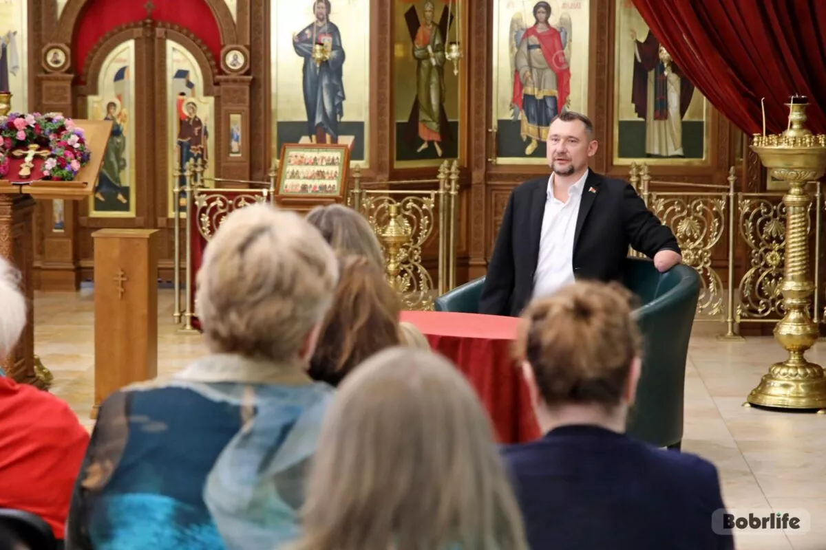 Вдохновлять и направлять. Алексей Талай встретился с педагогами Бобруйска