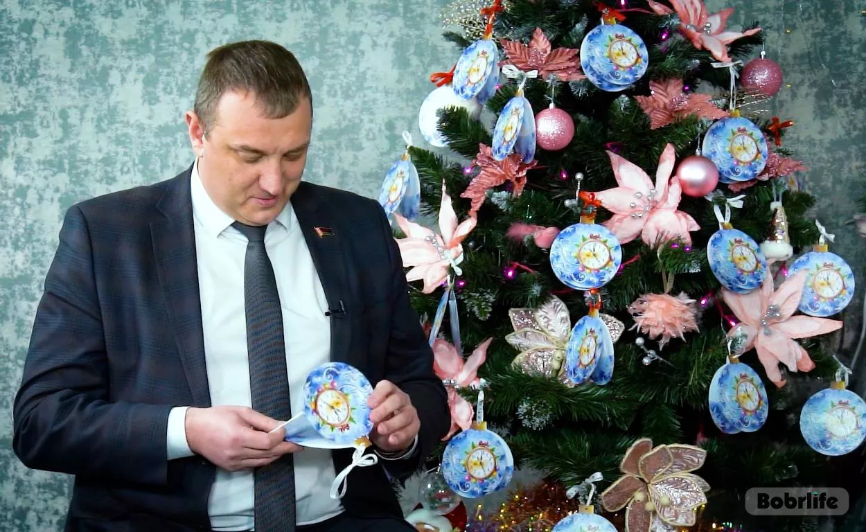 Подарить детям веру в чудо. Гость новогодней студии – Дмитрий Максименко, директор Бобруйского завода КПД