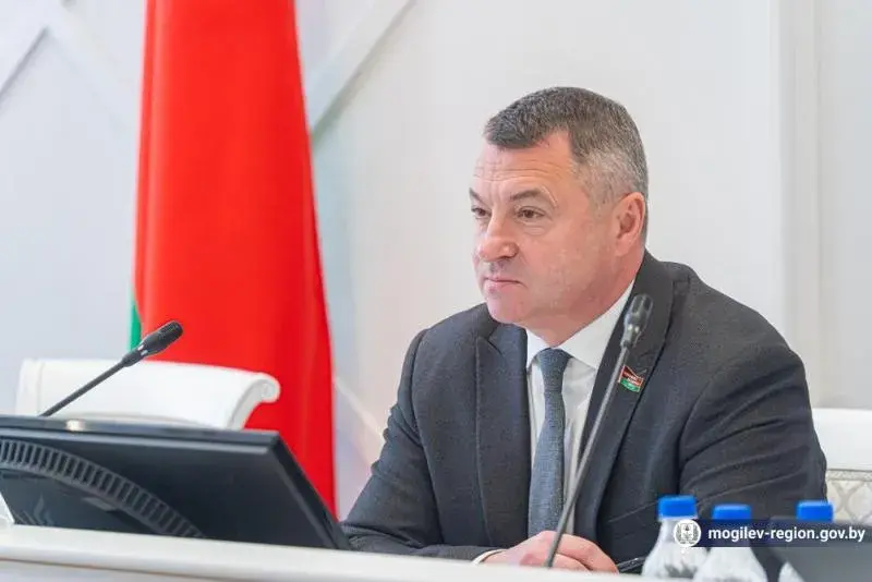 Александр Горошкин провел встречу с представителями Молодежного совета при областном Совете депутатов