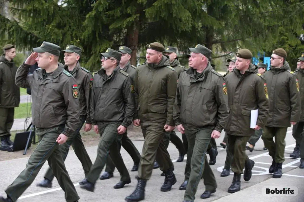 Торжественное увольнение. В Бобруйске военнослужащих 83-го инженерно-аэродромного полка проводили в запас