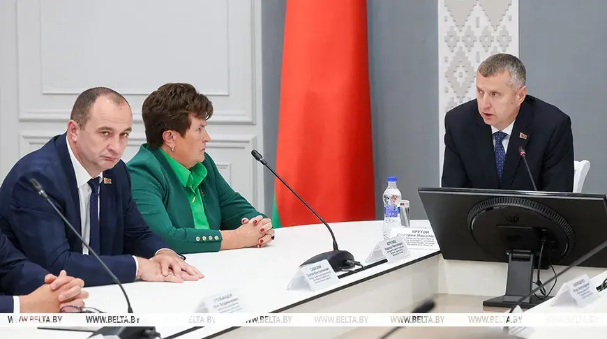 Обладает огромным опытом, знаниями. Крутой о новом помощнике Президента - инспекторе по Могилевской области